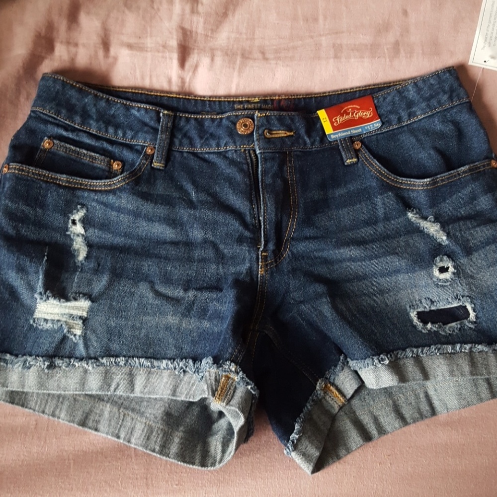 Ripped Jean shorts